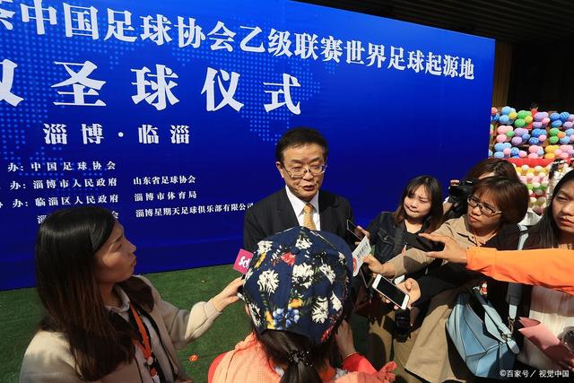 李喜盈在U20亚青赛中撑竿跳高夺冠，背后故事让人动容！